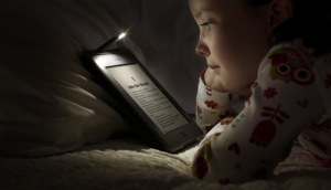 girl reading ebook