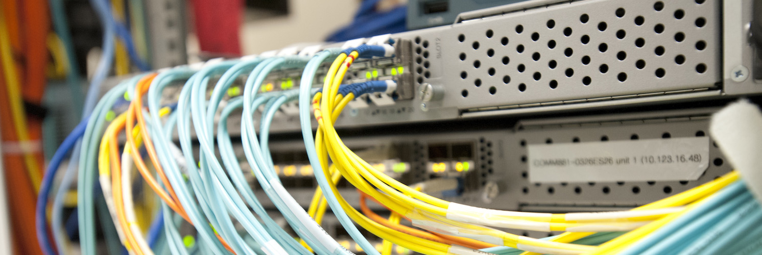 البيئة التحتية لتقنية المعلومات وأثرها على المكتبات والمؤسسات الأكاديمية