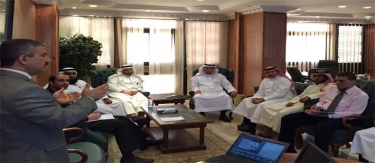 وكيل الجامعة للشؤون التعليمية يشرف على لقاء مشترك بين عمادة التعلم الإلكتروني والتعليم عن بعد وشركة النظم نسيج