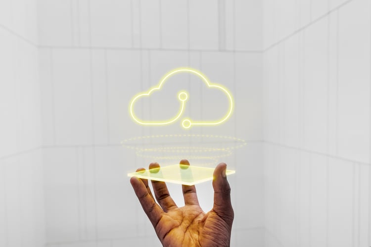 hologram-projector-screen-with-cloud-system-technology-1